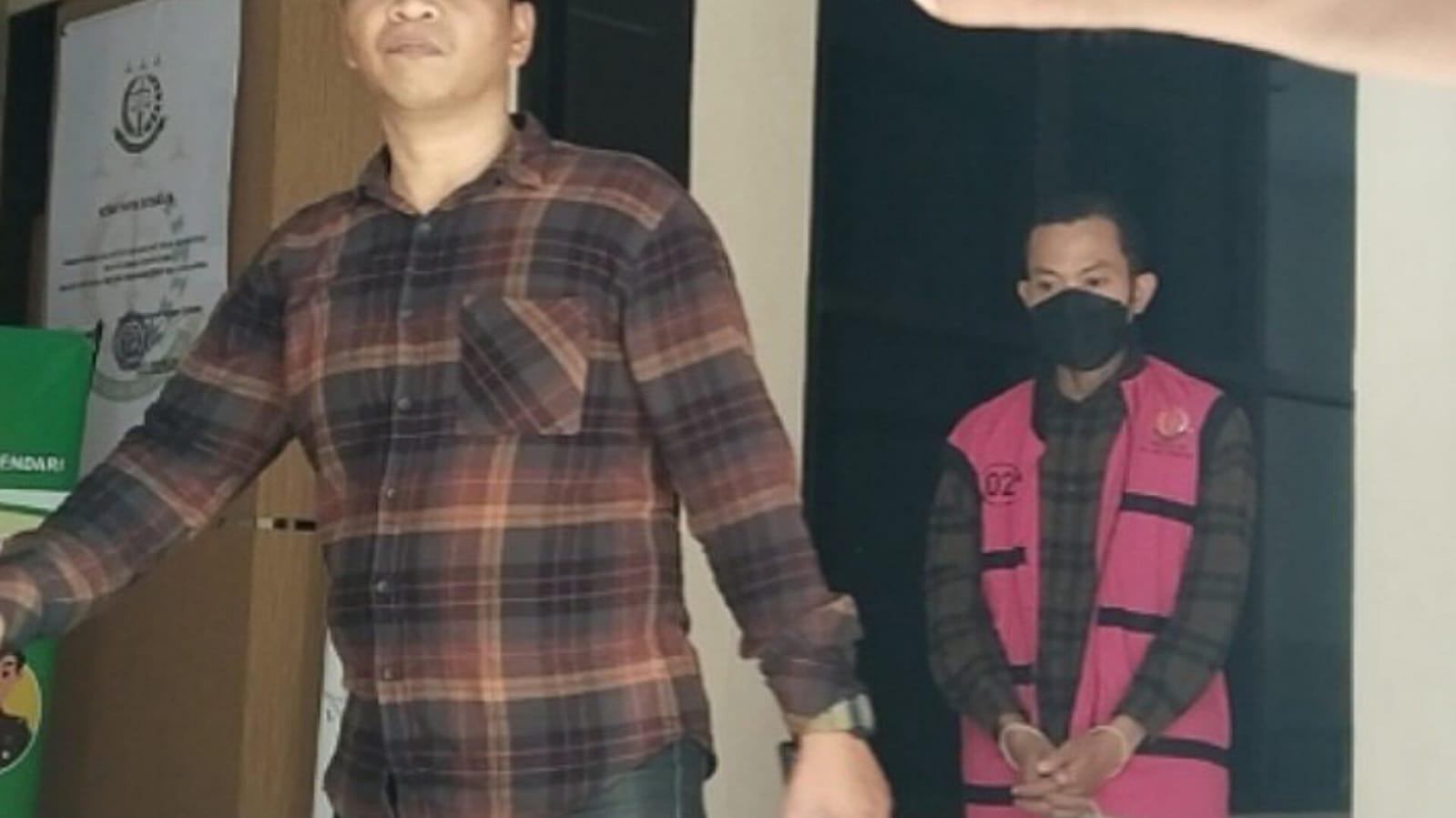 Buron Korupsi Perbankan Probolinggo Ditangkap di Kendari, Jaksa Nyamar Jadi Nasabah Bank