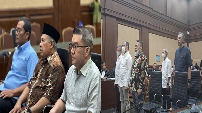 Hakim-Tipikor-Vonis-8-Terdakwa-Korupsi-Tambang-Nikel-di-Sulawesi-Tenggara-Windu-Aji-8-Tahun-Penjara.jpg