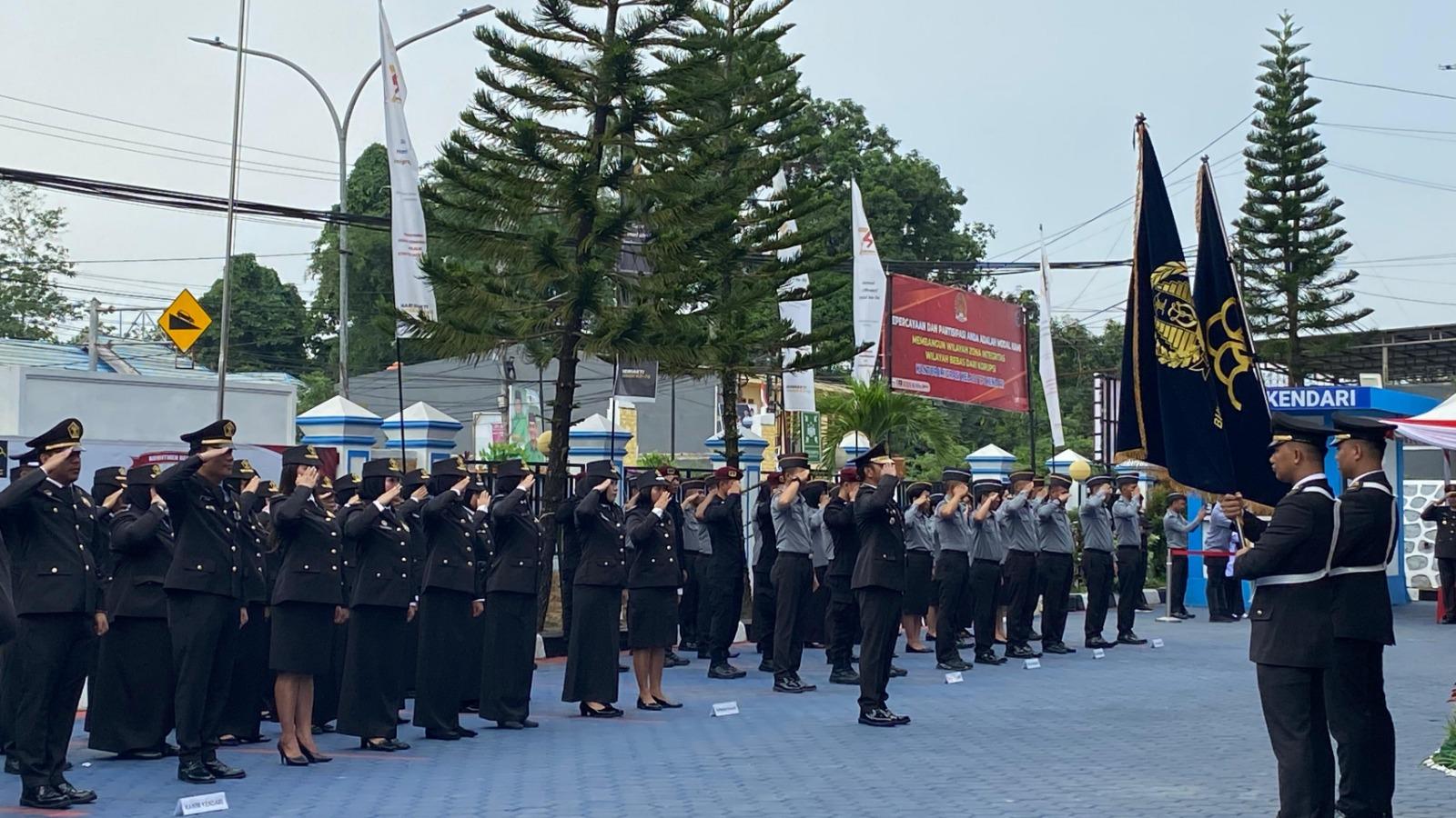 Hari Bhakti Imigrasi ke-74, Silvester Sili Laba Harap Tingkatkan Pelayanan dan Pengamanan di Sultra