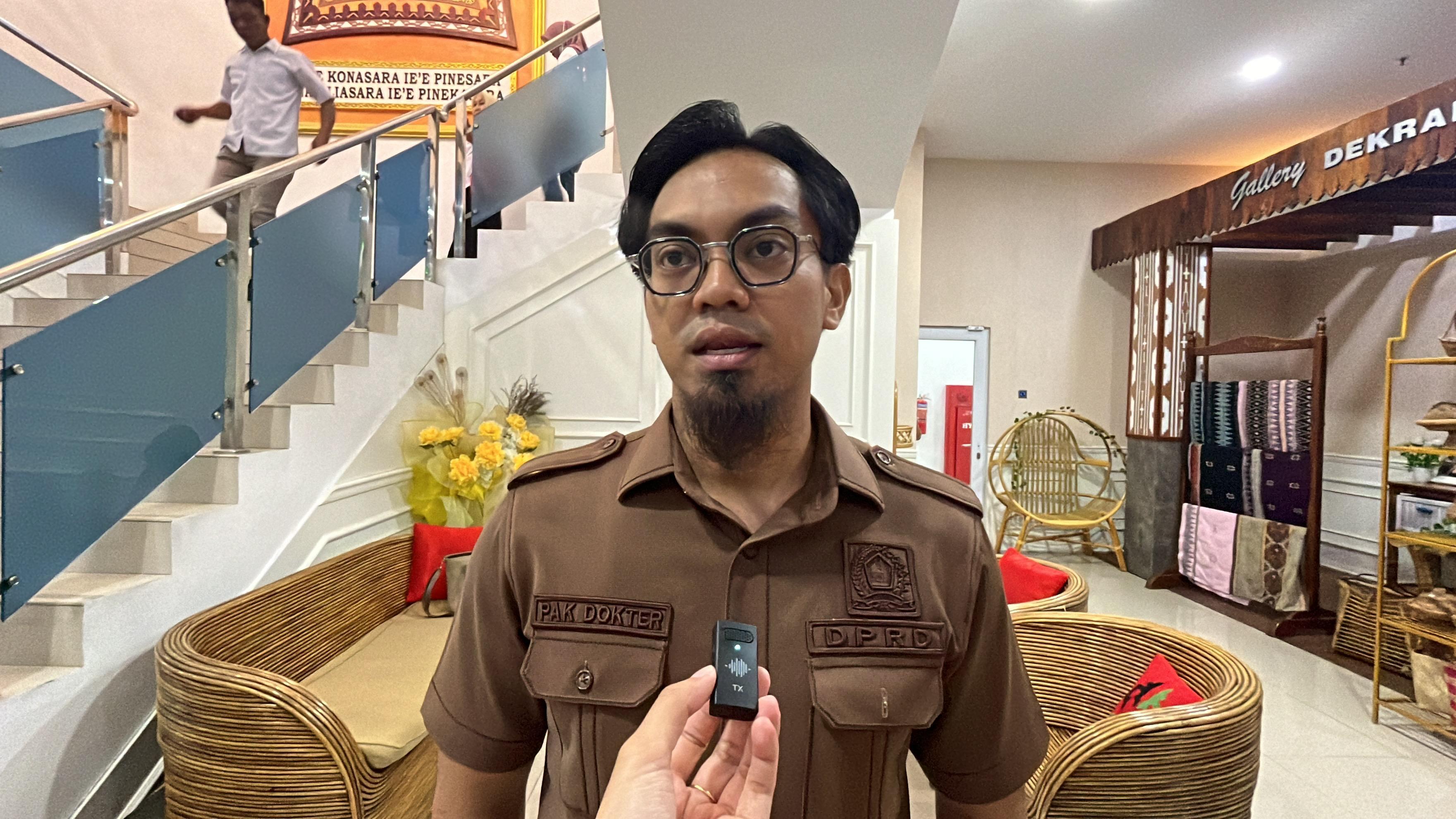 Ketua-Komisi-II-Bidang-Perekonomian-dan-Keuangan-DPRD-Kota-Kendari-dr-Jabal-Al-Jufri.jpg