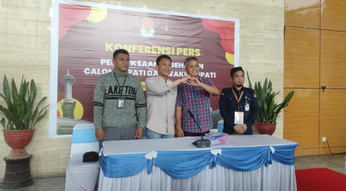 Konferensi-pers-paslon-Bupati-Konawe-Selatan-Radhan-Al-Gindo-Nur-Alam-dan-Rasyid-usai-tes-psikologi.jpg