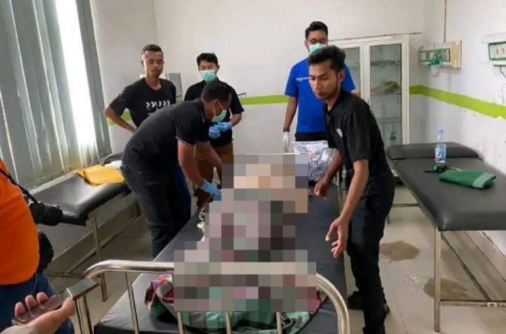 Korban-pengeroyokan-di-Wali-Watupute-Muna-Sulawesi-Tenggara-sempat-dilarikan-ke-RSUD-sebelum-tewas.jpg
