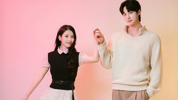 Lirik-Lagu-You-Keep-Me-Here-hrtzwav-OST-Drama-Perfect-Crown-Lengkap-Terjemahan-Indonesia.jpg