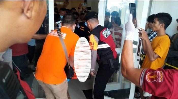 Mahasiswa-UHO-Kendari-yang-Ditemukan-Meninggal-di-Asrama-Bidikmisi-Dipulangkan-ke-Buton-Utara-Sultra.jpg