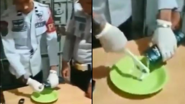 Petugas-Lapas-Kelas-II-A-Kendari-Sultra-membuka-botol-sampo-ternyata-berisi-narkoba.jpg