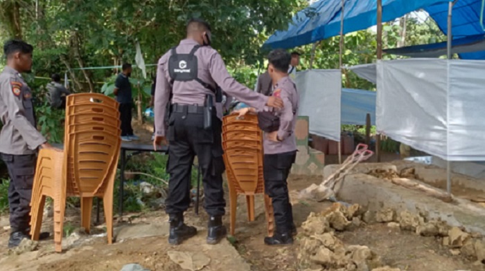 Polres-Muna-Gelar-Autopsi-Jenazah-Amis-Ando-Tahanan-yang-Tewas-di-Sel-Mapolres-Dijaga-Ketat-Polisi.jpg