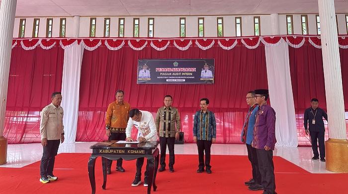Tanda Tangani Piagam Audit Internal, Bupati Konawe Dukung Pemerintahan Bersih, Transparan, Akuntabel
