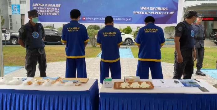 Tiga-pelaku-kurir-narkotika-jenis-sabu-lintas-provinsi-di-Sulawesi-Tenggara.jpg