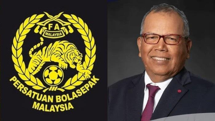 Tun-Md-Raus-Sharif-Timnas-Malaysia.jpg