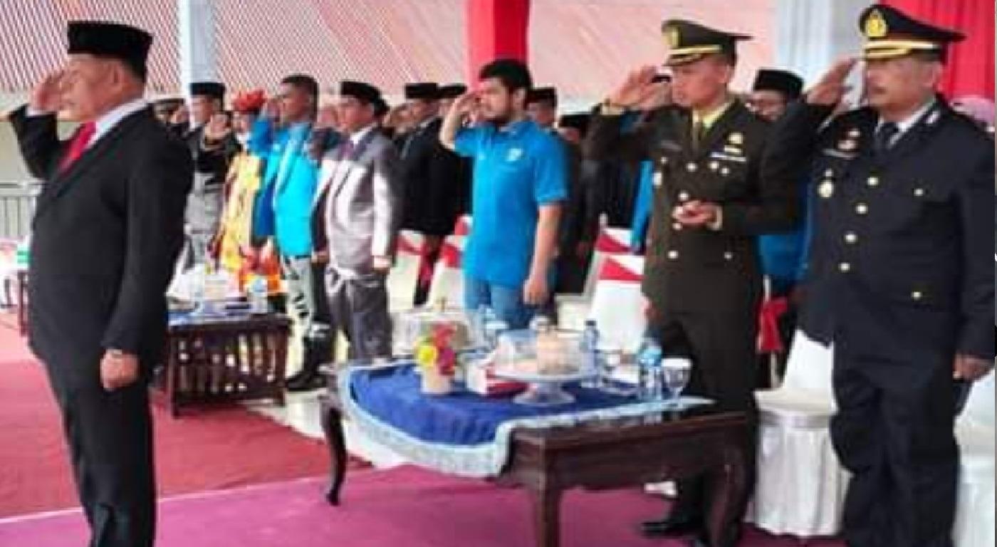 Wakil-Bupati-Kabupaten-Buton-Utara-Ahali-SH-MH-menjadi-Inspektur-Upacara.jpg