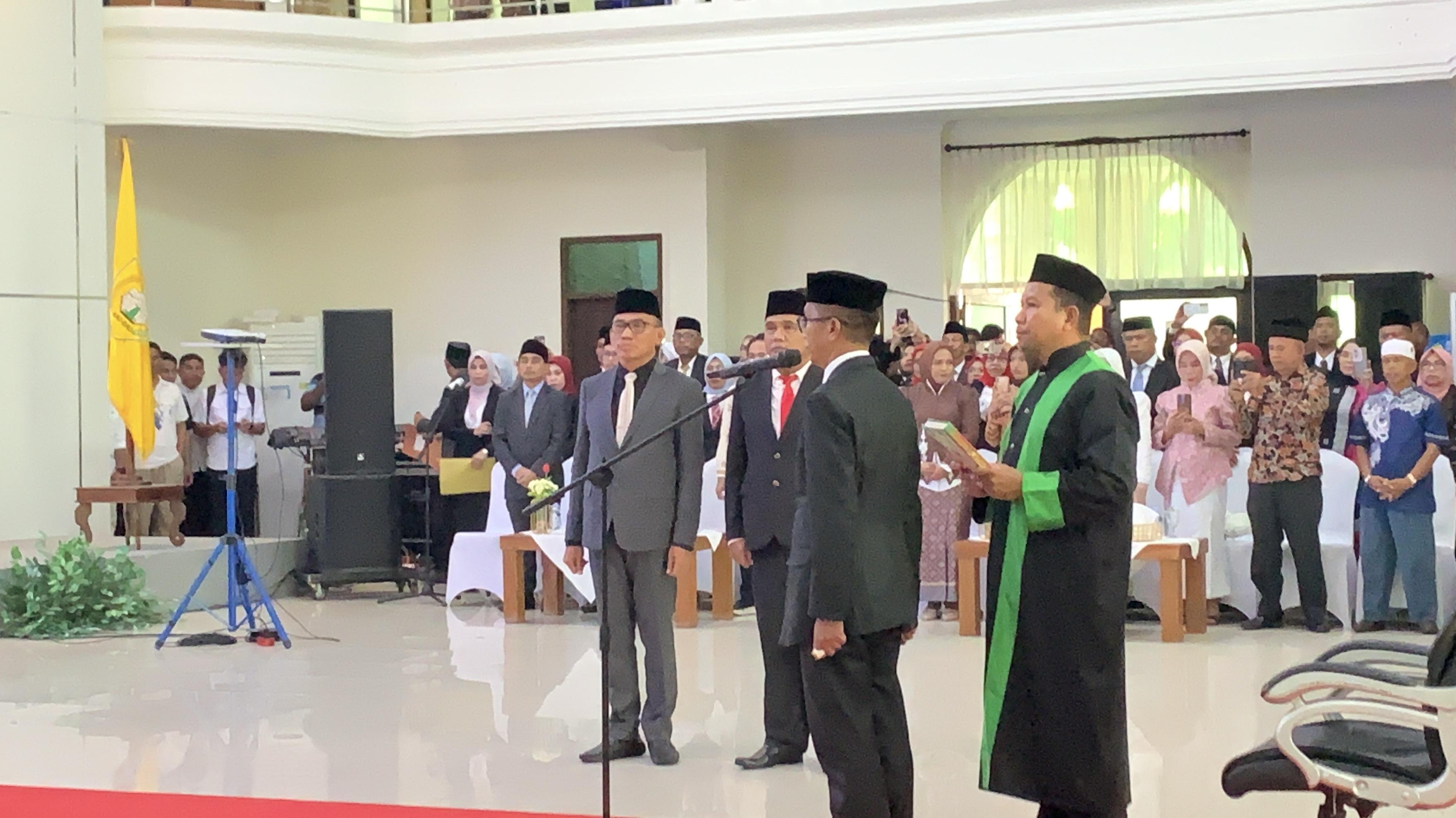 Wali-Kota-Baubau-kini-Lantik-La-Ode-Darussalam-Sebagai-Sekda-Baubau-Definitif.jpg