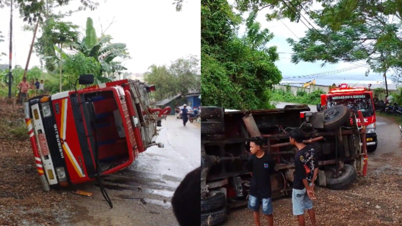 mobil-pemadam-kebakaran-terbalik-di-Wolio-Kota-Baubau-Sulawesi-Tenggara-dievakuasi-2-modil-damkar.jpg