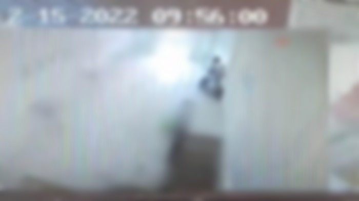 Video Viral Anak SMA Masih Pakai Seragam Beradegan Tak Senonoh Terekam Kamera CCTV di Kafe