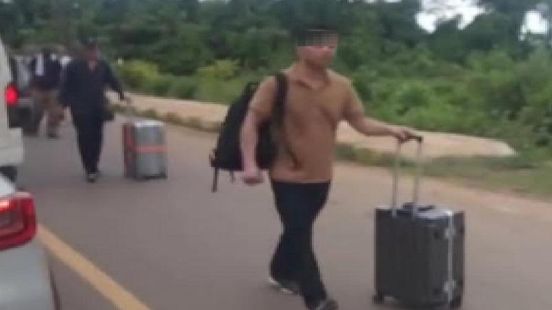 video-viral-puluhan-tenaga-kerja-asing-di-Kolaka.jpg