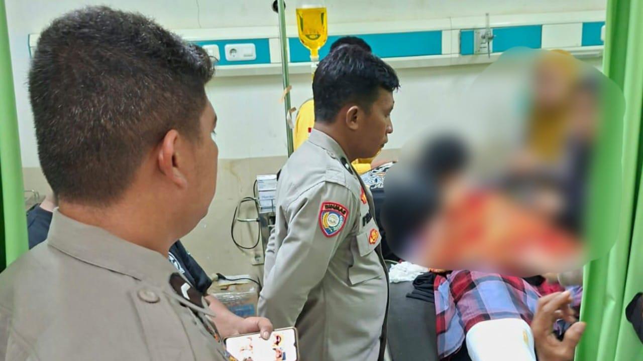 wanita-pengendara-motor-alami-luka-parah-usai-kecelakaan-di-Pomalaa-Kolaka-Sulawesi-Tenggara.jpg