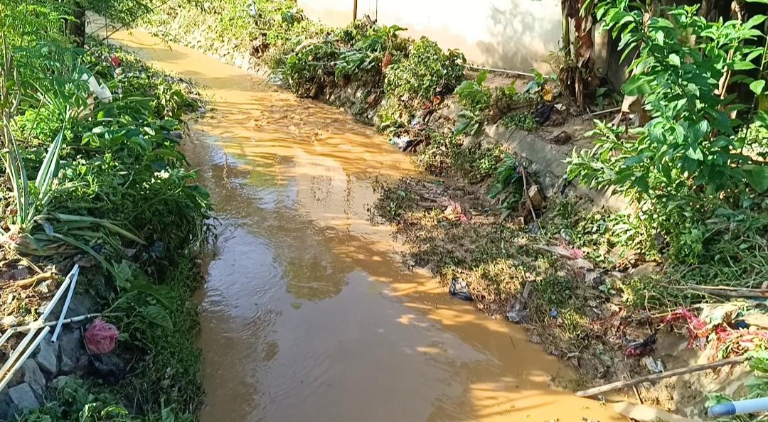 Warga Lorong Durian Kendari Sulawesi Tenggara Sebut Banjir Dari Luapan Kali yang Tak Dibersihkan