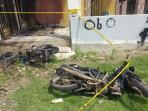 2-Motor-Ludes-Dilalap-Api-di-Teras-Rumah-Walambenowite-Muna-Pemilik-Terbangun-Dengar-Kaca-Pecah.jpg