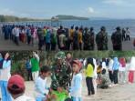 2-Ton-Sampah-Plastik-dan-Dedaunan-Dikumpulkan-di-Wisata-Pantai-Wale-Konawe-Utara.jpg