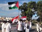 Aksi-Solidaritas-Palestina-di-Kendari-Sulawesi-Tenggara-Bawa-Panci-hingga-Piring.jpg