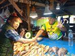 Andi-Sulolipu-Blusukan-ke-Pasar-Grosir-Kendari-Sulawesi-Tenggara-Pedagang-Minta-Bantuan-Modal-Usaha.jpg