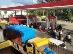 Antrean-Solar-di-SPBU-Kota-Kendari-Bisa-Berhari-hari-Sopir-Minta-Pertamina-Tambah-Kuota.jpg