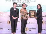 Bank-Sultra-Raih-Penghargaan-BPD-Terbaik-Kategori-Aset-hingga-Rp15-Triliun-Dalam-Ajang-BIA-2024.jpg