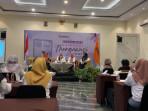 Bedah-buku-Srikandi-Mengawasi-Pemilu-di-Kota-Bubau-Sulawesi-Tenggara-Sultra.jpg