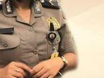 Bripka-R-mantan-polisi-wanita-atau-Polwan-dipecat-dan-gugat-Kapolda-Maluku-Utara.jpg