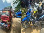 Detik-detik-Pasutri-Ditabrak-Truk-di-Kendari-Sulawesi-Tenggara-Korban-Terpental-hingga-Patah-Kaki.jpg