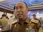 Gubernur-Sulawesi-Tenggara-Andi-Sumangerukka-diwawancara-awak-media-usai-Musrenbang-RPJMD.jpg
