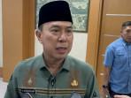 Gubernur-Sulawesi-Tenggara-Andi-Sumangerukka-saat-diwawancara-di-Kendari-soal-sekolah-garuda.jpg