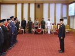 Gubernur-Sulawesi-Tenggara-Andi-Sumangerukka-saat-melantik-26-pejabat-lingkup-Pemprov-Sutra.jpg