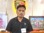 Kasat-Reskrim-Polresta-Kendari-AKP-Welliwanto-diwawancarai-TribunnewsSultracom.jpg