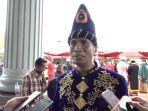 Kepala-Dinas-Pendidikan-dan-Kebudayan-Sulawesi-Tenggara-Yusmin-saat-diwawancarai-di-Kendari.jpg