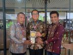 Kolaka-Utara-Terima-Penganugerahan-Adipura-Keenam-Kali-Ini-Pesan-Pj-Bupati-Kolut-Parinringi.jpg