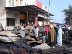 Kondisi-5-kios-hangus-terbakar-di-Laloeha-Kolaka-Sulawesi-Tenggara.jpg