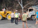 Kronologi-Truk-Pengangkut-Solar-Terbakar-saat-Melintasi-Tanjakan-Balimbing-Kolaka-Utara-Sopir-Kabur.jpg