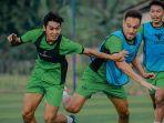 PSIS-Semarang-dan-PS-Barito-Putera-Liga-1-new.jpg