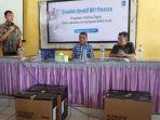 PT-BFI-Finance-Indonesia-Tbk-mendistribusikan-bantuan-untuk-SMPS-Ilmiah-Kendari.jpg