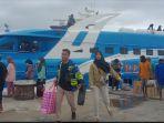 Pantauan-tim-Tribunnews-Sultra-pada-Minggu-492022-penumpang-asal-Raha-tujuan-Kendari.jpg