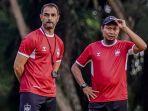 Pelatih-PSIS-Semarang-Gilbert-Agius-dan-asistennya-Muhammad-Ridwan.jpg