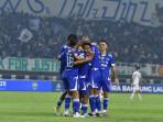 Persib-Bandung-bersiap-menghadapi-Dewa-United-FC-preview.jpg