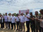 Pj-Gubernur-Sultra-Adhap-Budi-Revianto-panen-raya-bersama-di-SMKN-PP-5-Konawe.jpg