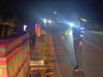 Polres-Kolaka-di-lokasi-kejadian-kecelakaan-di-Desa-Lamedai.jpg