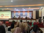 Relawan-Dapur-SPPG-Baubau-Terima-Pelatihan-Penjamah-Makanan-Upaya-Pencegahan-Keracunan.jpg