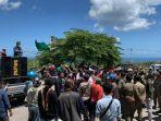 Ricuh-demo-mahasiswa-Cipayung-Plus-tolak-harga-BBM-naik-di-Baubau-Sulawesi-Tenggara.jpg