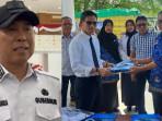 Syarat-Penerima-Seragam-SMA-Gratis-di-Sulawesi-Tenggara-Gubernur-ASR-Bagikan-17500-Baju-Celana.jpg