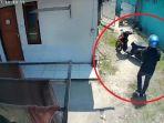 Video-Detik-detik-Pria-Curi-Celana-Dalam-Wanita-di-Kendari-Diduga-Sempat-Dicium-Dulu-Lalu-Diambil.jpg