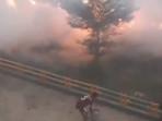 Viral-Video-Lahan-Dekat-USN-Kolaka-Terbakar-Pemuda-Berjibaku-Padamkan-Api.jpg