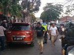 Wanita-Pengemudi-Mobil-Honda-BR-V-Tabrak-Warung-Manisan-di-Baubau-Ternyata-Usai-Jemput-Anak-Sekolah.jpg
